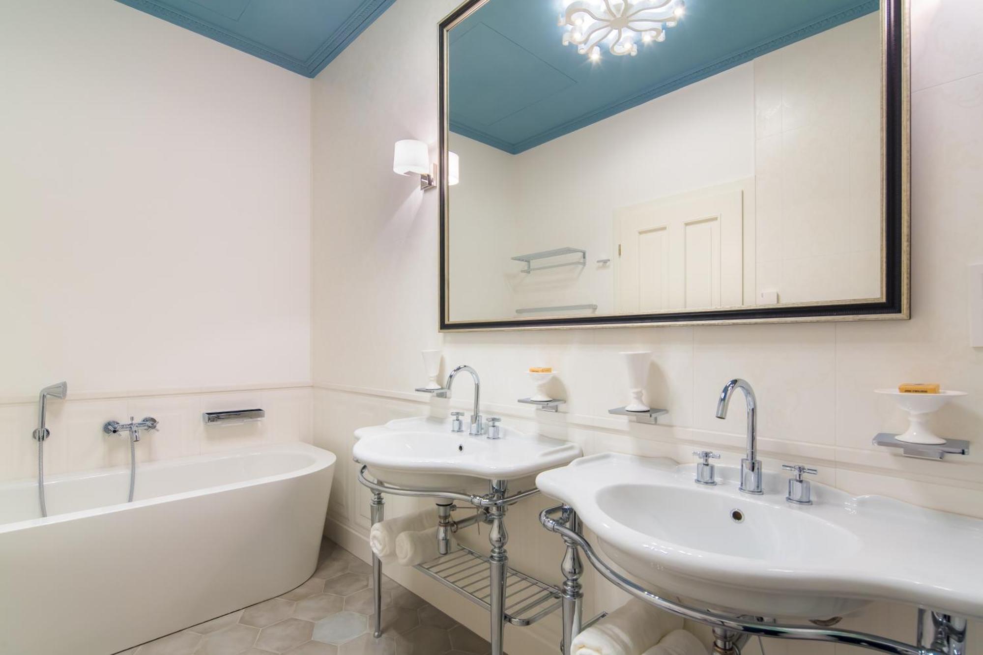 Rubin Luxury Apartments (Adults Only) Karlovy Vary Bilik gambar