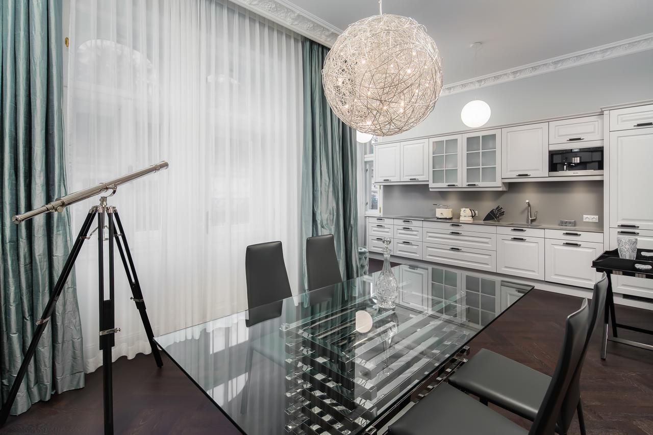Rubin Luxury Apartments (Adults Only) Karlovy Vary Luaran gambar